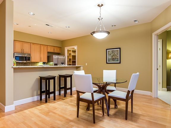 5th image of 360 Knechtel Way NE Unit 305