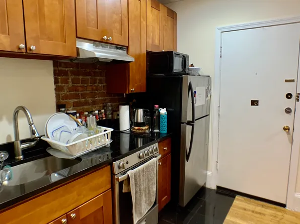 398 Marlborough St APT 3, Boston, MA 02115