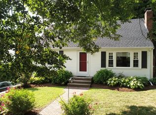 16 Lansdowne Rd, Arlington, MA 02474