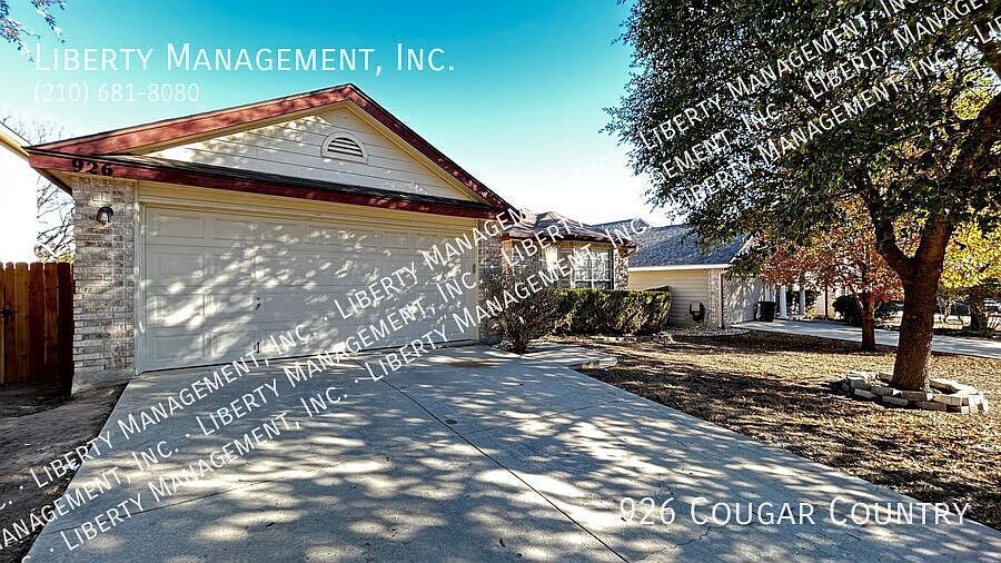 1st image of 926 Cougar Country