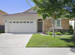2404 Migration Dr, Elk Grove, CA 95757