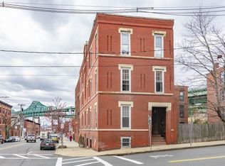 44 Beacon St APT 4, Chelsea, MA 02150