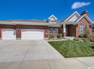 11213 S Black Hawk Dr, South Jordan, UT 84095