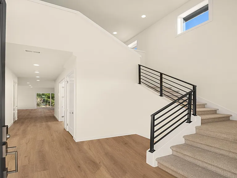 11614 SE 195th Pl #7 — Photo 3
