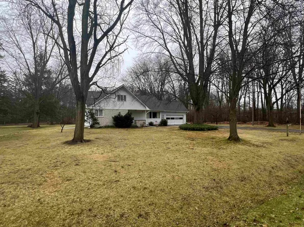 4211 Karla Ct, Midland, MI 48642