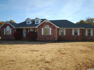 159 Channing Cv, Lexington, TN 38351