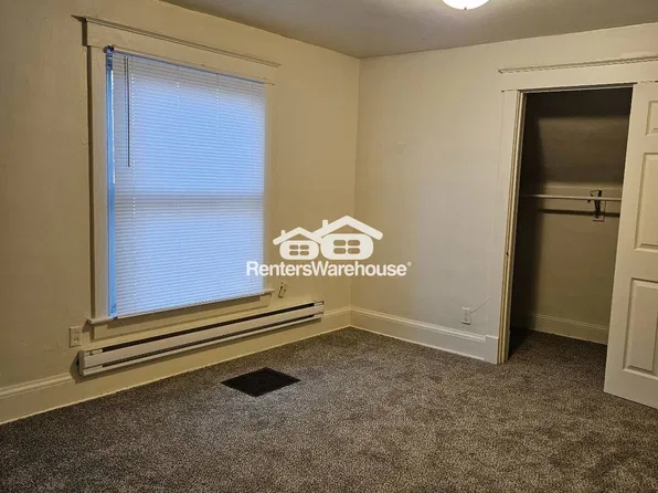 1108 25th St Unit 2, Des Moines, IA 50311