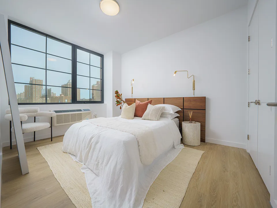 40 Bruckner Blvd #423NT