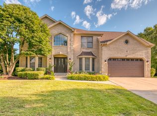 2607 Salix Cir, Naperville, IL 60564