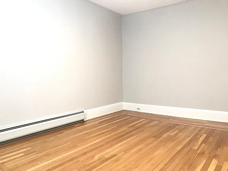 204 Alden Ave #C — Photo 3