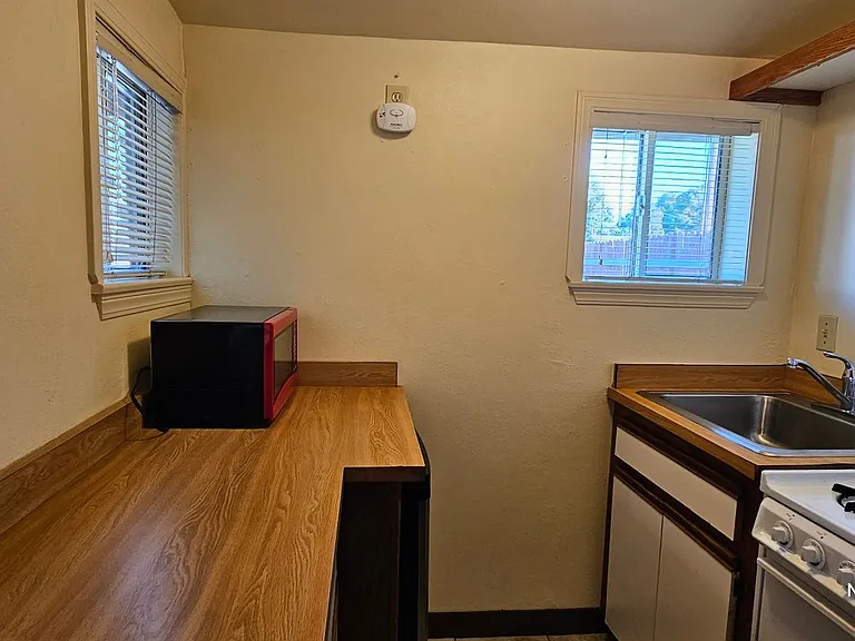208 E Hermosa St #A — Photo 10