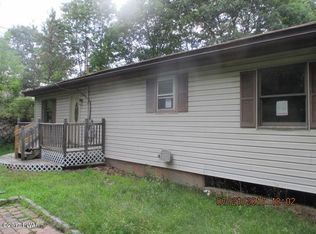 232 Skyline Dr, Dingmans Ferry, PA