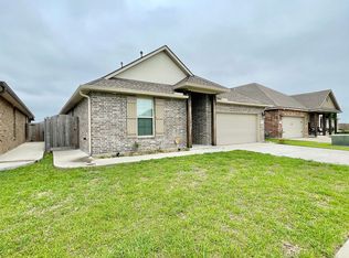 3219 Baywood Ave, Lake Charles, LA 70607