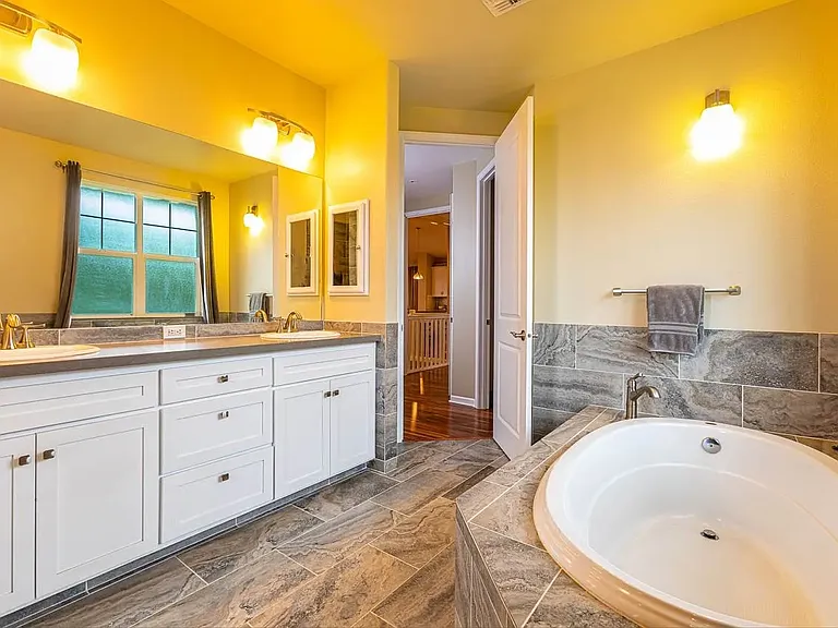 Master bath