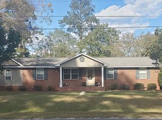 202 McBride St, Mount Vernon, GA 30445
