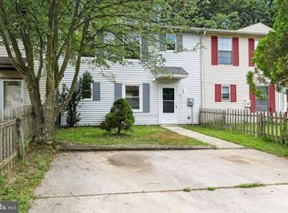 60 Brookshire Rd, Sicklerville, NJ 08081