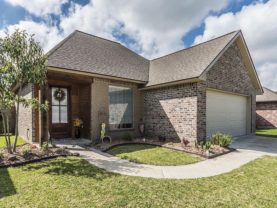 1st image of 405 Milton Estates Ln