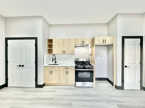 120 Johnson St #10 Photo 1