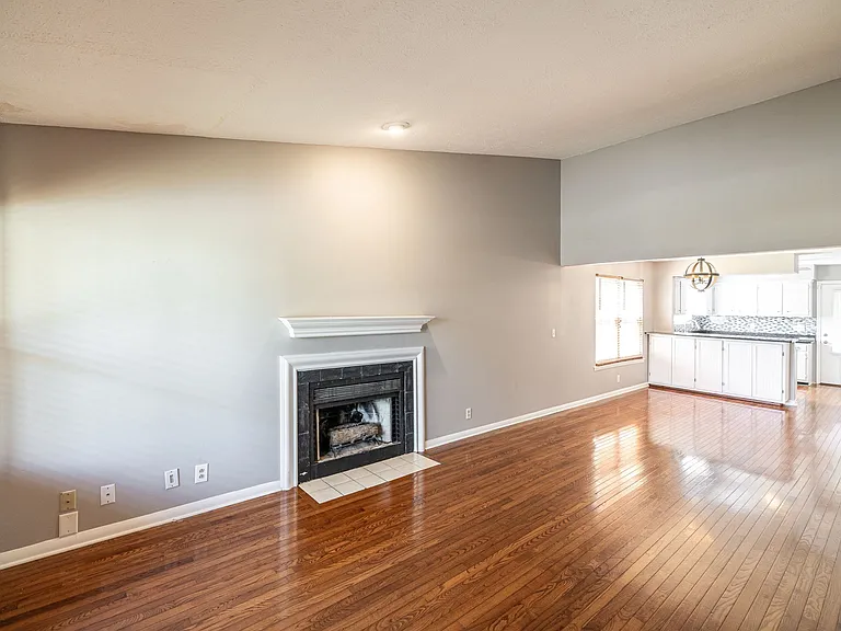 5507 Hill Ct — Photo 8
