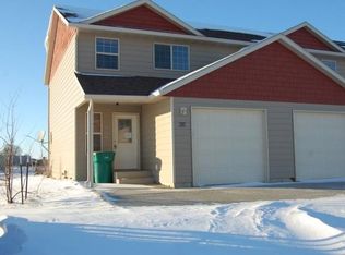 610 Sunrise Ct, Sidney, MT 59270