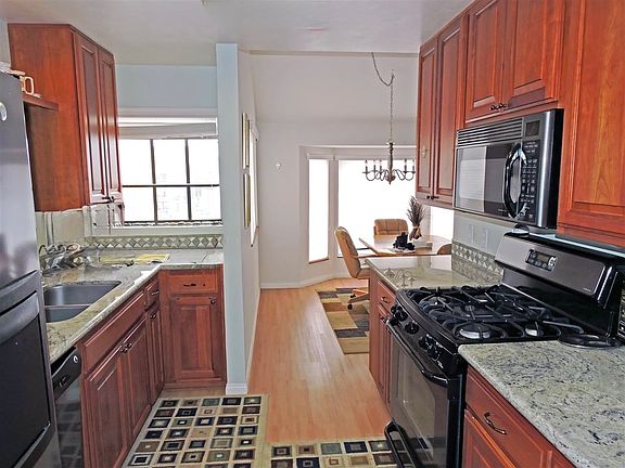 4th image of 376 Center St Unit 340