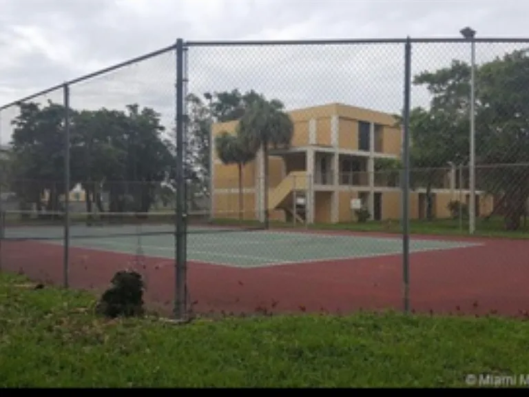 9280 Fontainebleau Blvd #502 — Photo 7
