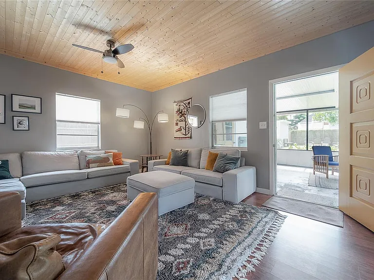 4107 N Seminole Ave — Photo 9