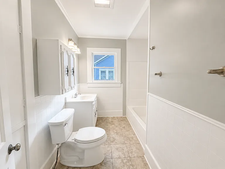 526 Evangeline Dr — Photo 7
