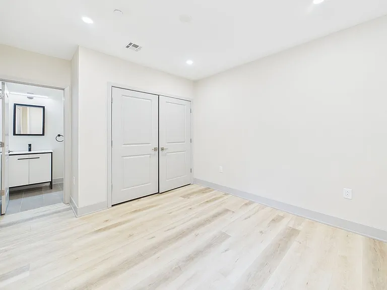 2nd Street Lofts -Newly Constructed Modern Apartments — Photo 7