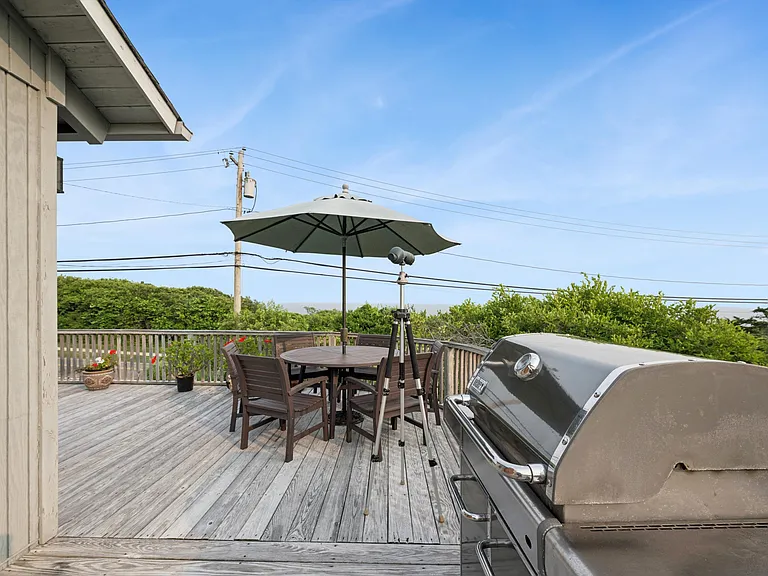 623 Old Montauk Hwy — Photo 9