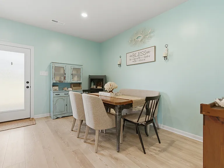 221 Willie Sanders Dr — Photo 11