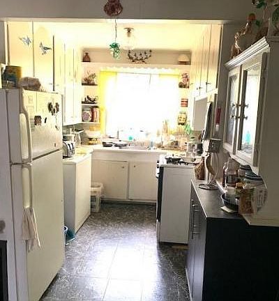 3rd image of 1728 E 53rd St