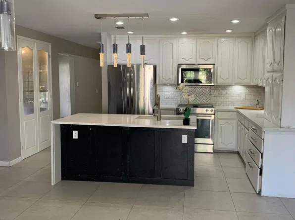2401 S Jackson Rd, Pharr, TX 78577
