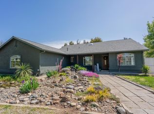 19415 Orchard Ln, Redding, CA