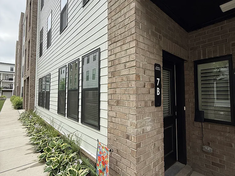 3426 Carlton St #7B — Photo 29