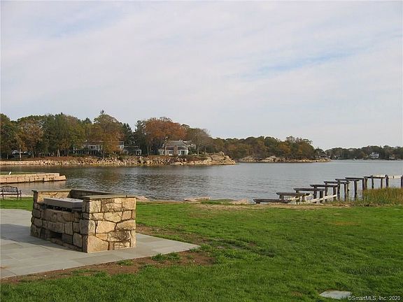 2nd image of 29 Harbour Vlg #C