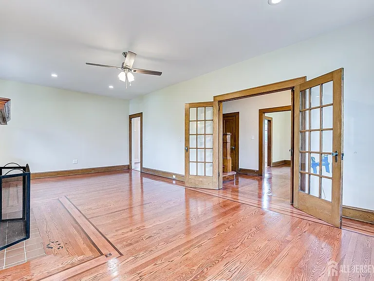 338 Buckelew Ave — Photo 64