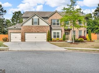 1304 Slate Bend Dr, Dacula, GA 30019