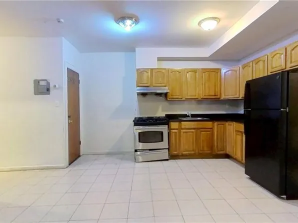 67 Stryker Street image 10 of 20