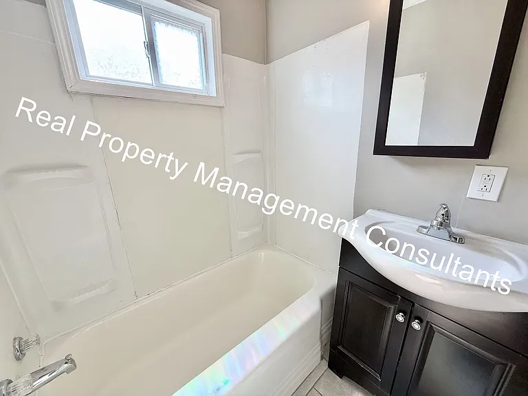 805 E 21st Ave #1S — Photo 17