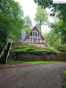 370 Woodland Hills Drive, Elk Park, NC, 28622