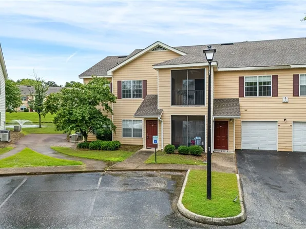 447 W Longleaf Dr APT 704, Auburn, AL 36832