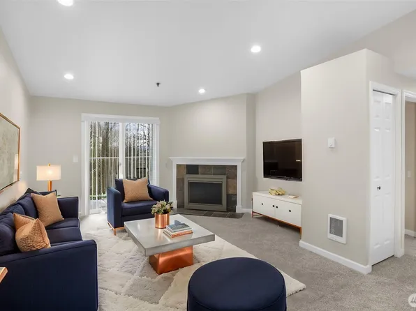 975 Aberdeen Avenue NE #E-407, Renton, WA 98056