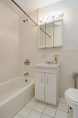 Rented by Corcoran | media 18