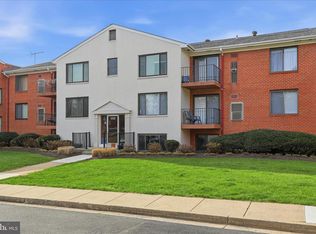 125 Clubhouse Dr SW Unit 3, Leesburg, VA