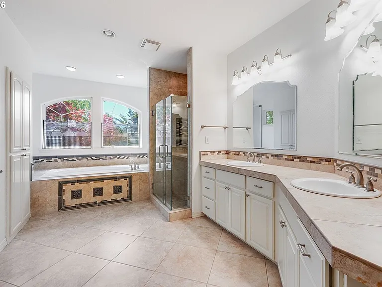 NW Eagleridge Ln — Photo 5