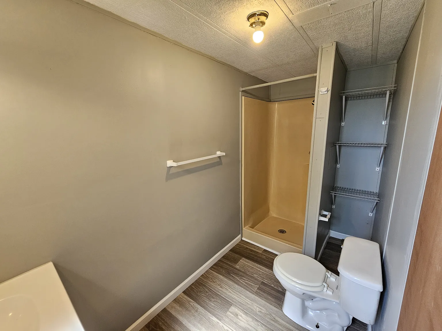 2 bed, 880 sqft, $1,199 — Photo 3