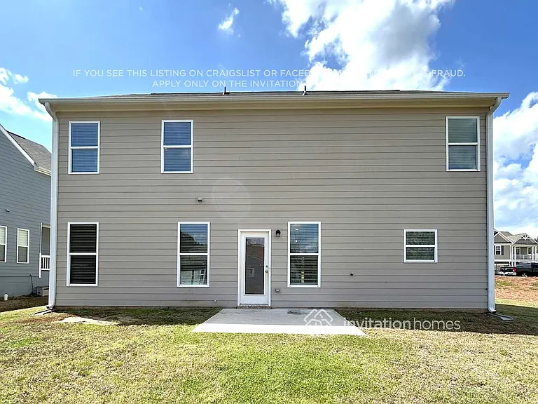 35 Lantana Xing — Photo 16