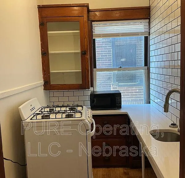 120 N 6th St — Photo 112