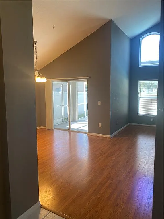 3 bed, 2.0 bath, 1798 sqft, $2,750 — Photo 3